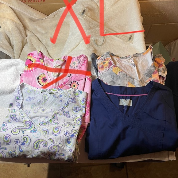 Nursing Scrubs - Picture 1 of 5